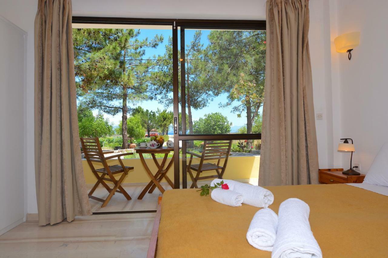 Alexandra Apartments Melíkia 외부 사진