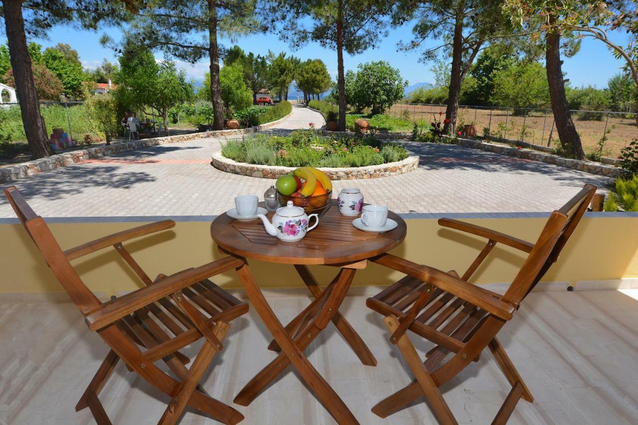 Alexandra Apartments Melíkia 외부 사진