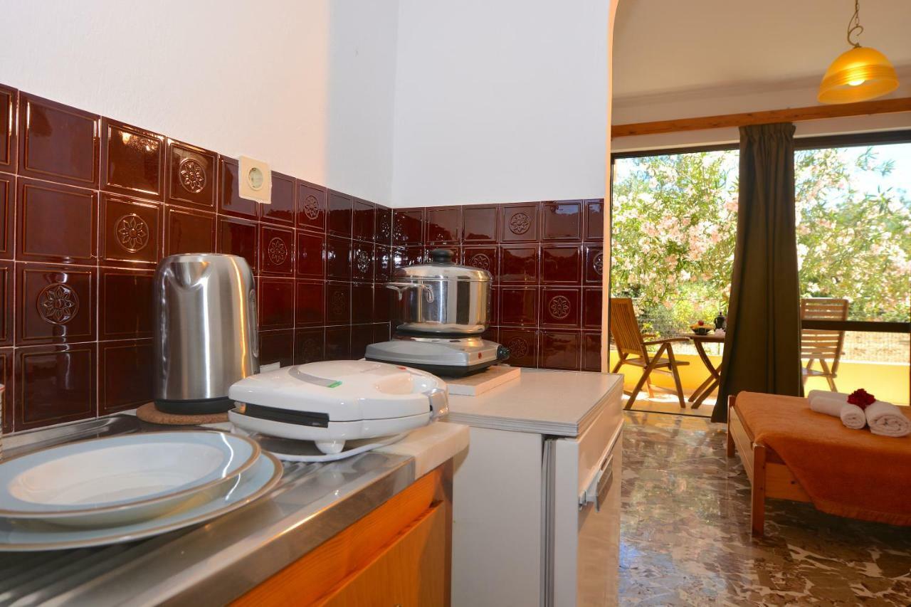 Alexandra Apartments Melíkia 외부 사진